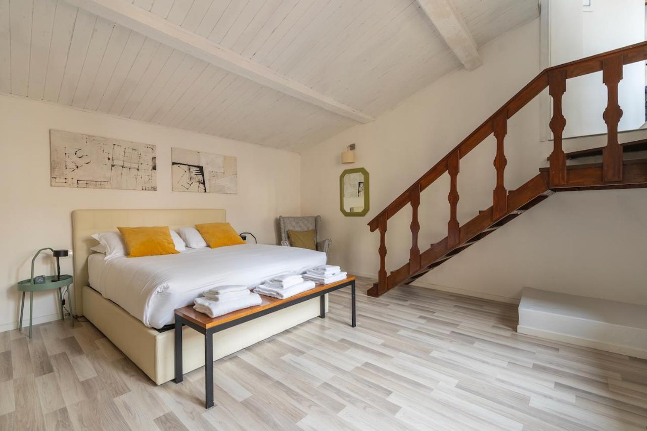 House On The Roof - Dolce *